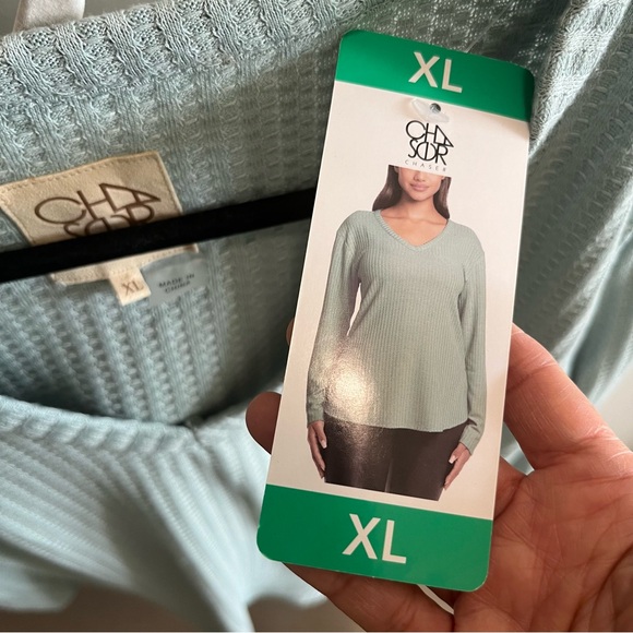 Chaser Waffle Knit Long Sleeve Vee Neck Thermal Top Size XL in Minty Blue NWT - Picture 11 of 12